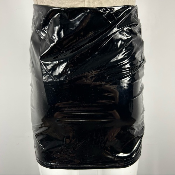 ❤️ NWT Missguided patent leather Skirt 4 - Picture 6 of 12